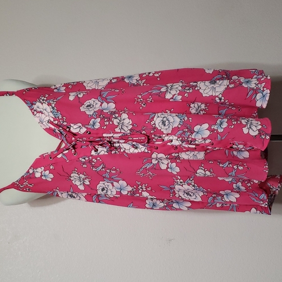 torrid Tops - Hot Pink Torrid Top Size 3